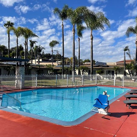 Fallbrook Country Inn Ngoại thất bức ảnh