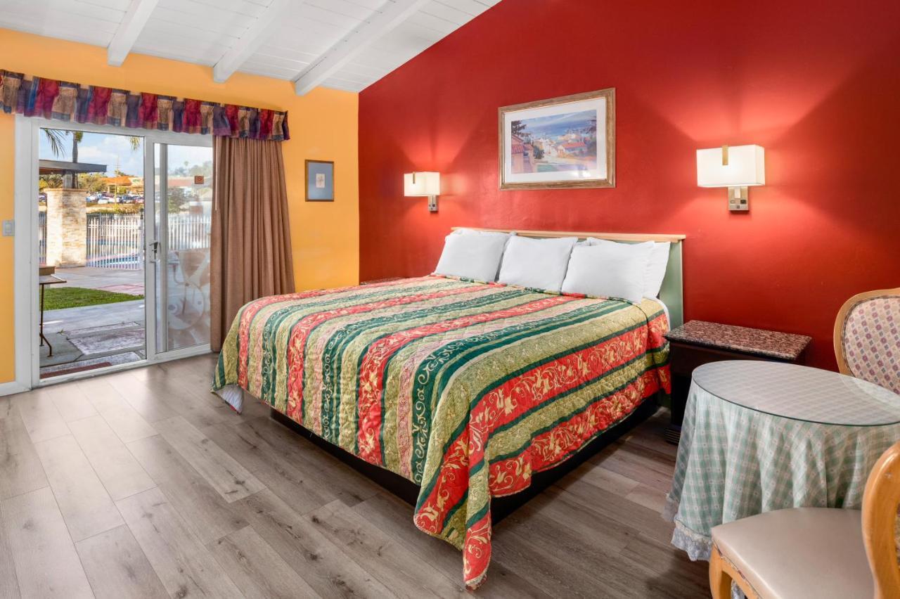 Fallbrook Country Inn Ngoại thất bức ảnh