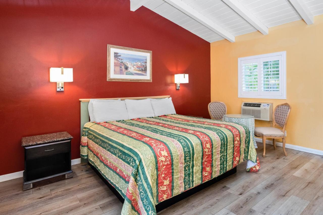 Fallbrook Country Inn Ngoại thất bức ảnh
