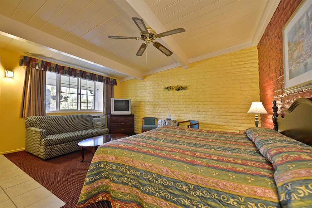 Fallbrook Country Inn Ngoại thất bức ảnh