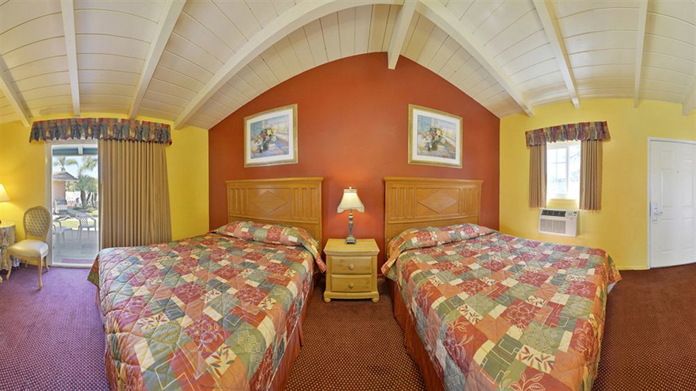 Fallbrook Country Inn Ngoại thất bức ảnh