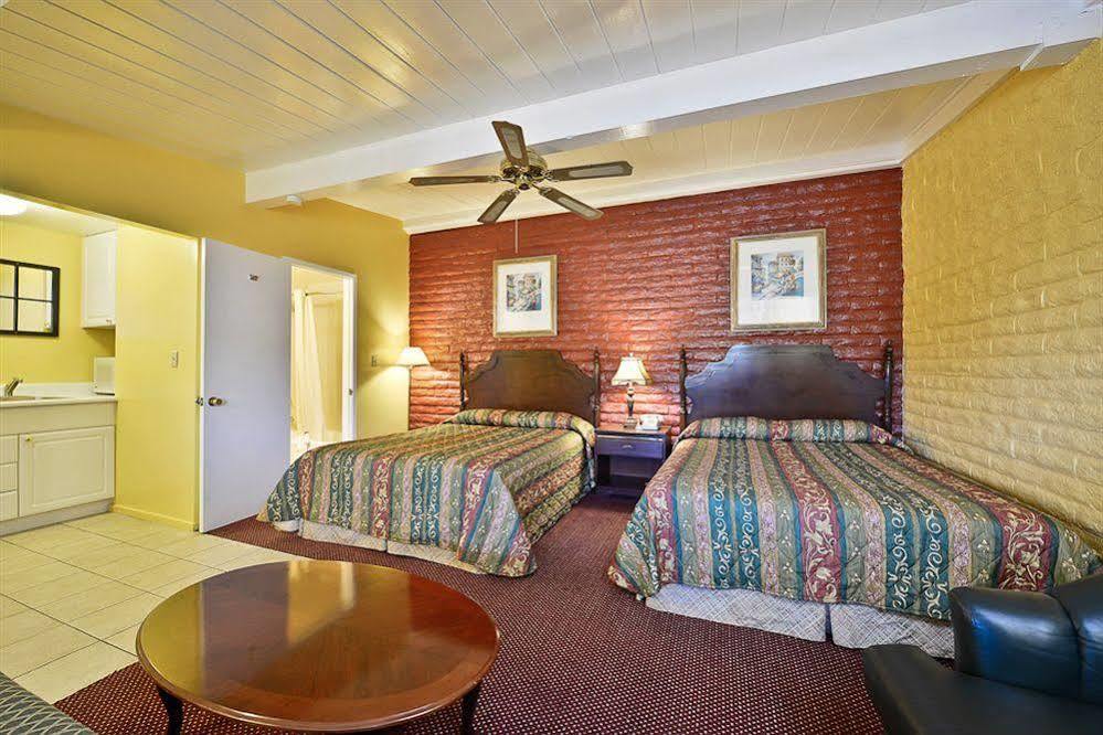 Fallbrook Country Inn Ngoại thất bức ảnh