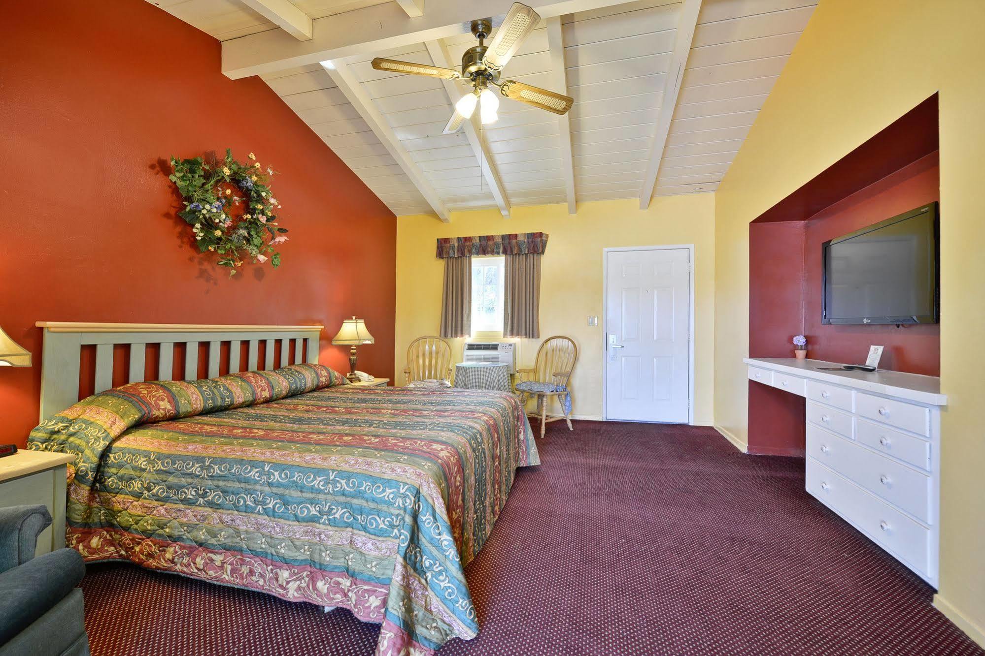Fallbrook Country Inn Ngoại thất bức ảnh
